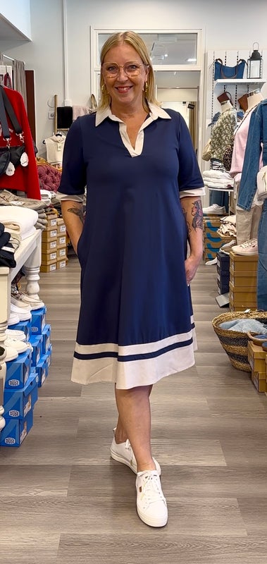 Agda mekko kauluksilla Navy Simoncini