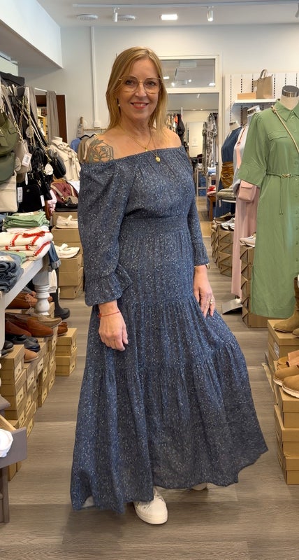 Chantel Dress Blue Flower I Say